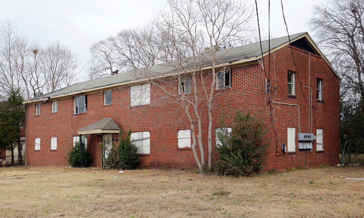 607 E Patton Ave in Montgomery, AL - Building Photo