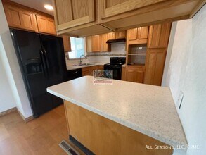 4715 La Cresta Dr in Colorado Springs, CO - Building Photo - Building Photo