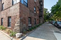 50 Park Terrace W in New York, NY - Foto de edificio - Building Photo