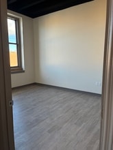 101 Johnson St in Moberly, MO - Foto de edificio - Building Photo