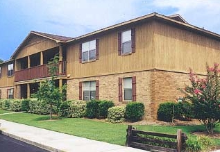 Woodwinds Apartments in Augusta, GA - Building Photo