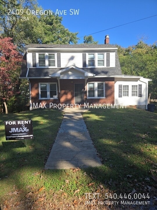2409 Oregon Ave SW in Roanoke, VA - Building Photo
