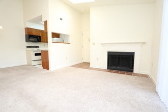 Allison Heights Apartment Community in Lexington, KY - Building Photo - Interior Photo