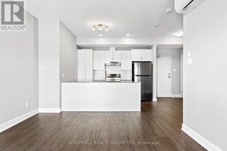 975 N Russell Rd in Russell, ON - Building Photo - Building Photo