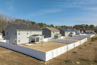 Riverclub in Suffolk, VA - Building Photo - Building Photo