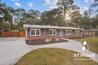 150 Brickyard Point Rd S in Beaufort, SC - Building Photo - Building Photo