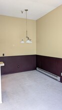 1100 Harrington Ave NE, Unit 309 in Renton, WA - Building Photo - Building Photo