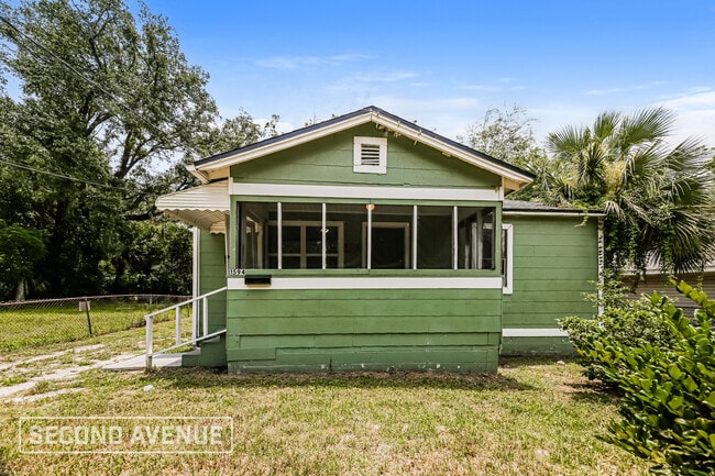 property at 1594 W 30th St