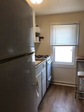 831 Midland Ave in Manitou Springs, CO - Building Photo - Building Photo