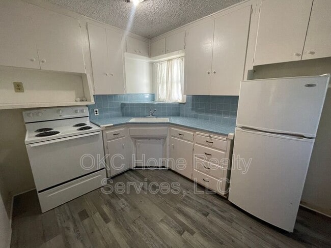 552 E Grumman Dr in Midwest City, OK - Building Photo - Building Photo