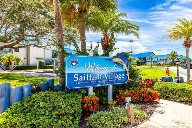 1637 NE Nautical Pl in Jensen Beach, FL - Building Photo - Building Photo