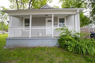 604 N 7th St in Columbia, MO - Building Photo - Building Photo