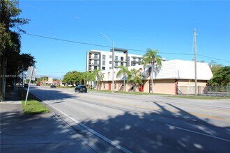 9760 SW 184th St in Cutler Bay, FL - Foto de edificio - Building Photo