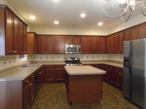 240 Shenandoah Ter in Fayetteville, GA - Building Photo - Building Photo