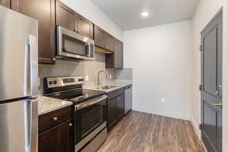 Marq at Monument Ridge in Colorado Springs, CO - Foto de edificio - Building Photo
