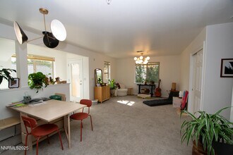 1052 Watt St in Reno, NV - Building Photo - Building Photo