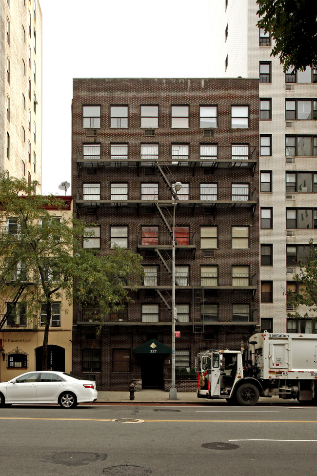 327 East 34th Street in New York, NY - Building Photo - Building Photo