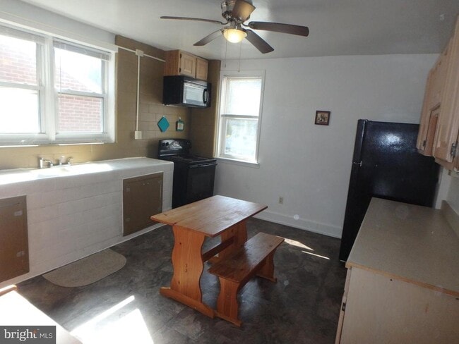 property at 115 Harding Ave