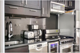 10TH AVE. in New York, NY - Foto de edificio - Building Photo