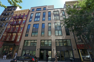 75 Sullivan St in New York, NY - Building Photo - Building Photo