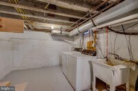 2013 E Huntingdon St photo'