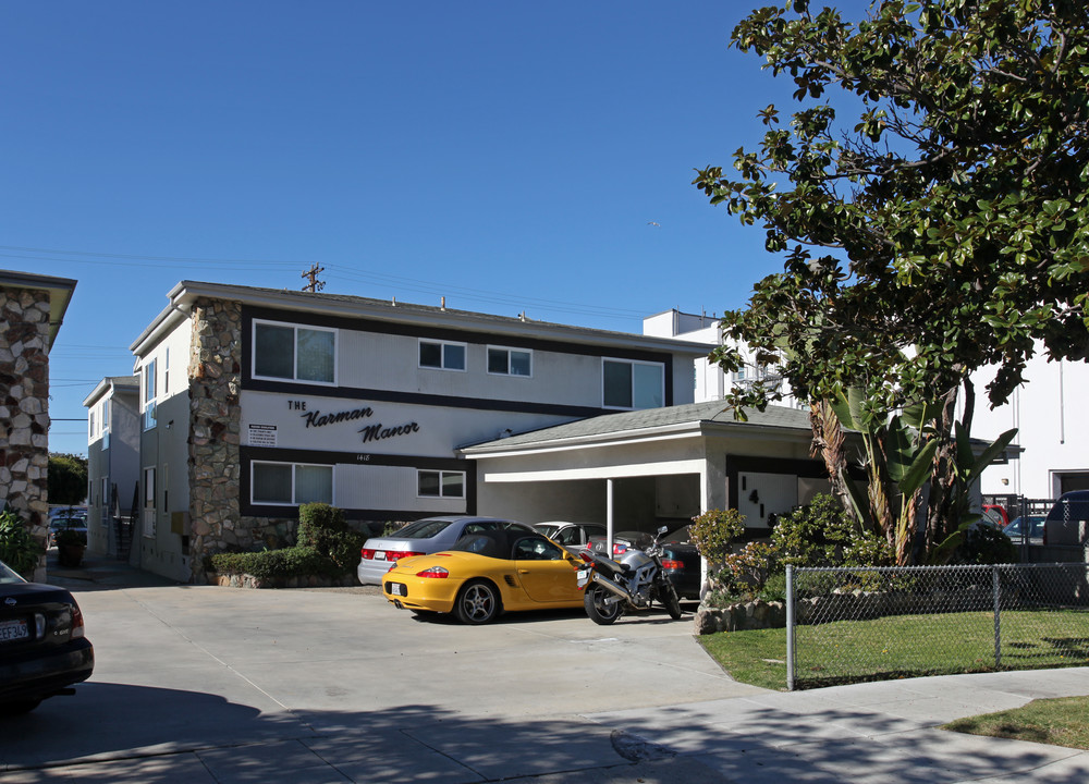 The Karman Manor in Santa Monica, CA - Building Photo