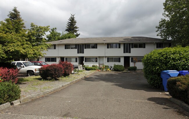 21805 SE Alder Dr in Gresham, OR - Foto de edificio - Building Photo