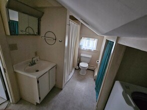 3 Page St, Unit 3 Page Street in Bath, ME - Building Photo - Building Photo