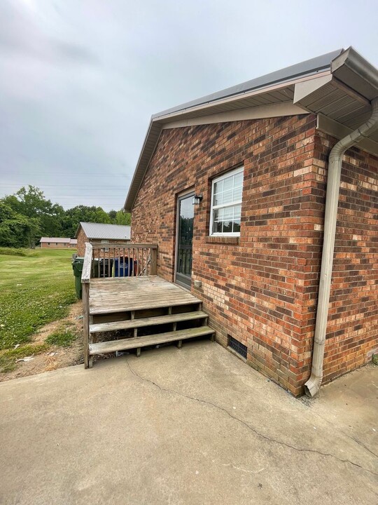 620 Dixie St in Lexington, NC - Building Photo