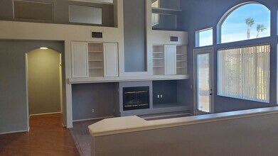 9356 Bondeno St in Las Vegas, NV - Building Photo - Building Photo