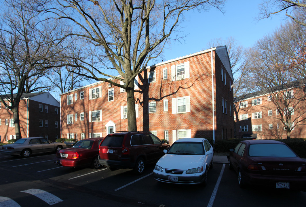 Park Wayne Apartments in Silver Spring, MD - Foto de edificio