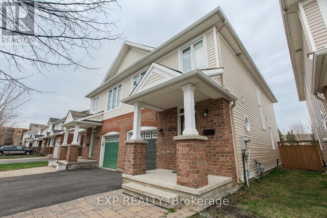 324 Parkin Cir in Ottawa, ON - Building Photo - Building Photo