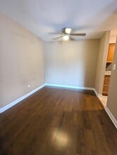 6174 Knoll Ln Ct in Willowbrook, IL - Building Photo - Building Photo
