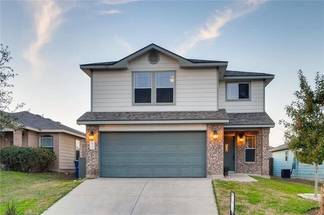 7404 Cayenne Ln