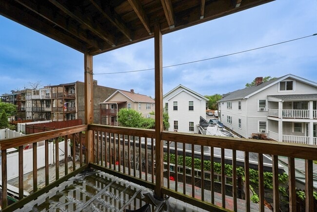 72 Empire St, Unit 2