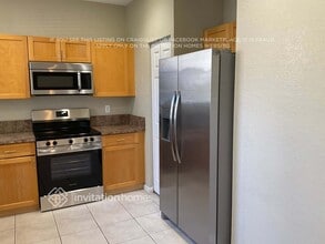 5821 Azalea Cir in West Palm Beach, FL - Foto de edificio - Building Photo