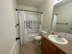 420 Territory Ln in Johnstown, CO - Building Photo - Building Photo