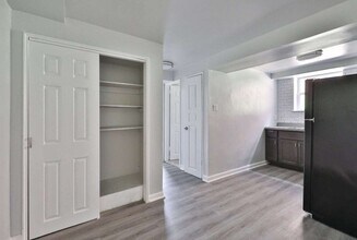 Germantown Apartments in Philadelphia, PA - Foto de edificio - Building Photo