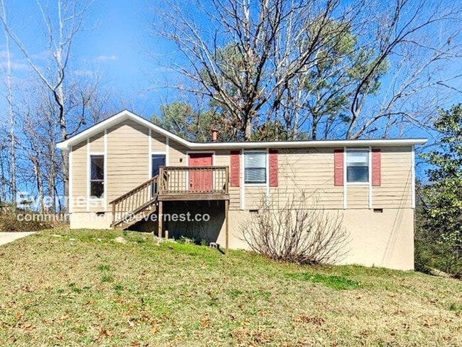 property at 700 15th Ct NW