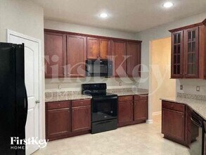 101 Haystack Rd in Mount Holly, NC - Foto de edificio - Building Photo