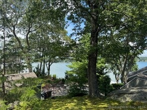 47 Quarry Dock Rd in East Lyme, CT - Building Photo - Building Photo