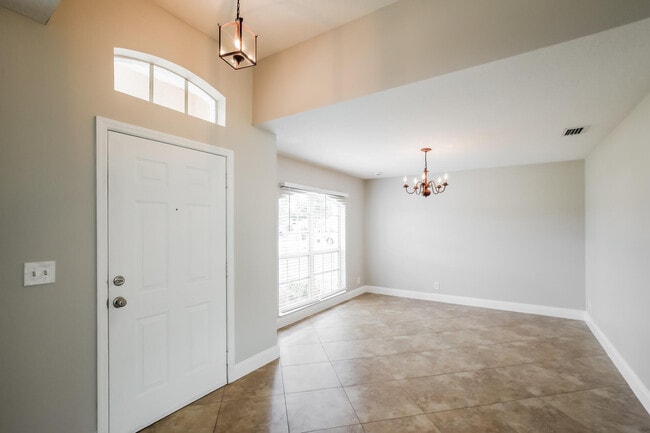 4634 SW Tacoma St in Port St. Lucie, FL - Building Photo - Building Photo