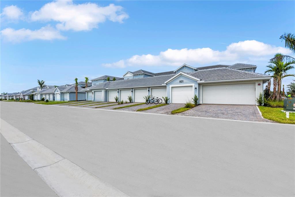 14271 Heritage Landing Blvd in Punta Gorda, FL - Building Photo