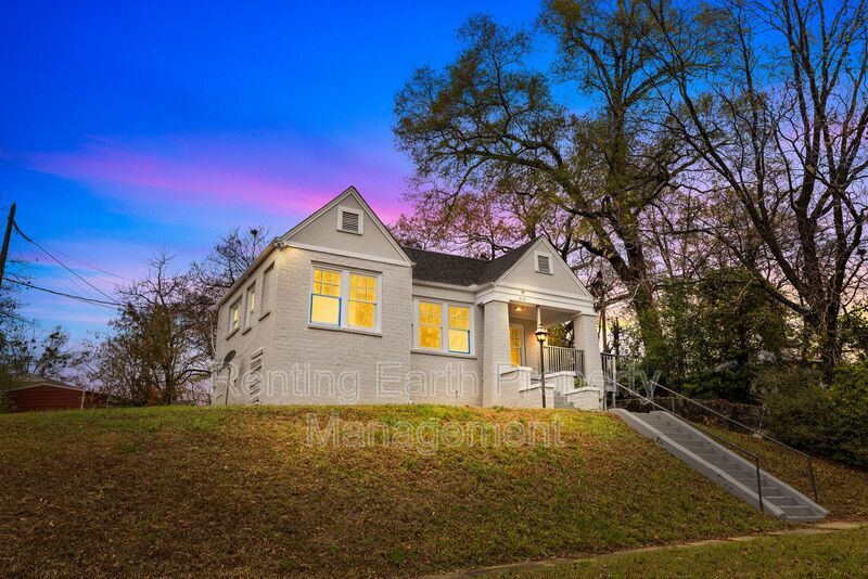 612 12th St W in Birmingham, AL - Building Photo