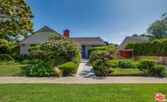 3363 Colbert Ave in Los Angeles, CA - Building Photo