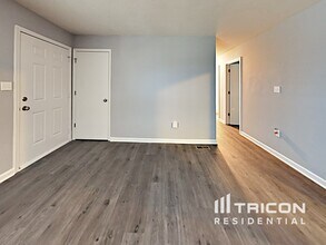 914 Canton Pl in Charlotte, NC - Building Photo - Building Photo