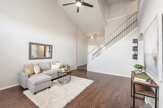 12821 Thomas Jefferson St in Manor, TX - Building Photo - Building Photo