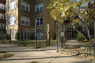 4602 N Monticello Ave in Chicago, IL - Building Photo - Building Photo