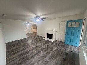 5040 Alcott Dr in Sacramento, CA - Building Photo - Building Photo