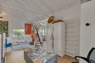 122 Florida Ave in Coral Gables, FL - Foto de edificio - Building Photo